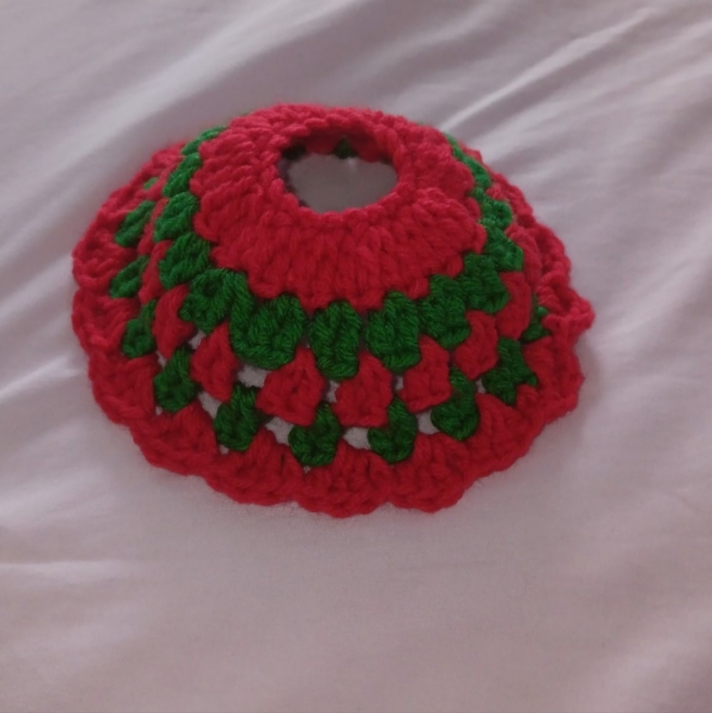 Vibrant Red and Green Mini Tree Skirt